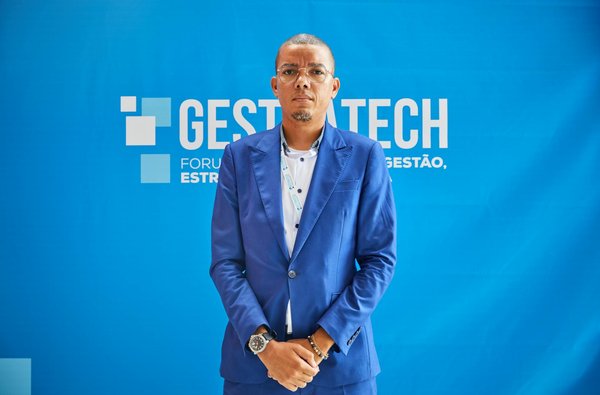 Les Enjeux Environnementaux dans le Droit Commercial : Une Analyse Profonde