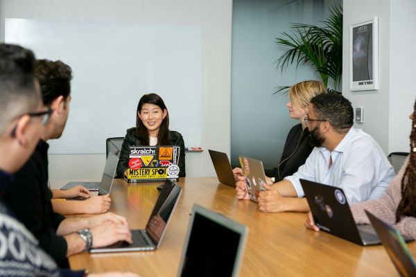 Stratégies indispensables pour une agence SEO réussie